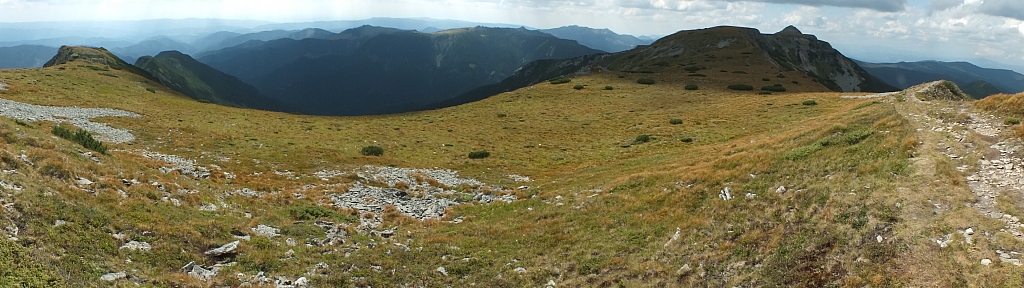 © <a href='http://rtol.de' title='Dynamische Webseiten mit (X)HTML, PHP, MySQL und CSS für Ihren Internet-Auftritt' target='_blank'>Thiel-IT</a>
11.08.2012 15:42:27
Munții Călimani
Rumänien 2012
Rumänien-Fotos